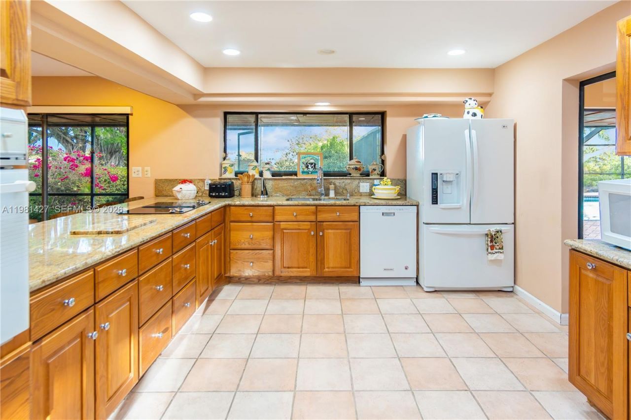 4725 SW 89th Ave, Miami, FL 33165 Photo