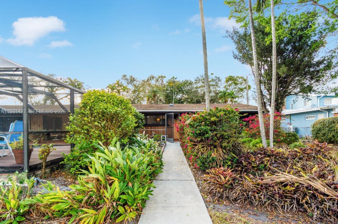 4725 SW 89th Ave, Miami, FL 33165 Photo