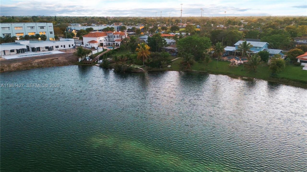 4725 SW 89th Ave, Miami, FL 33165 Photo