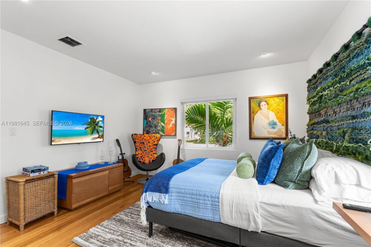 70 NE 97th St, Miami Shores, FL 33138 Photo