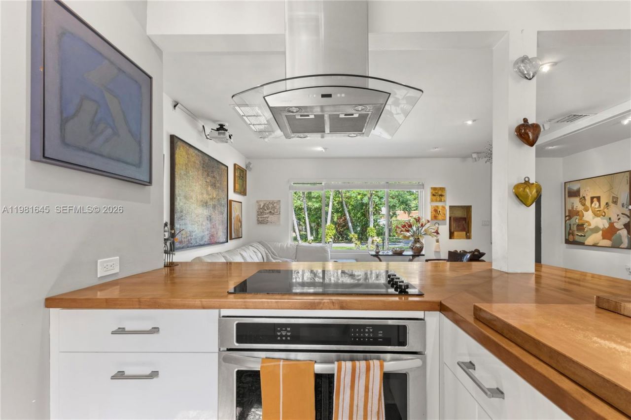 70 NE 97th St, Miami Shores, FL 33138 Photo