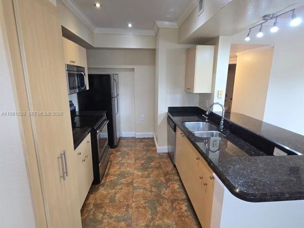 Unit 204, Miramar, FL 33025