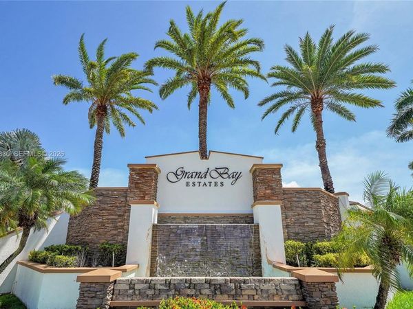 10072 NW 87th Ter , Unit N/A, Doral, FL 33178