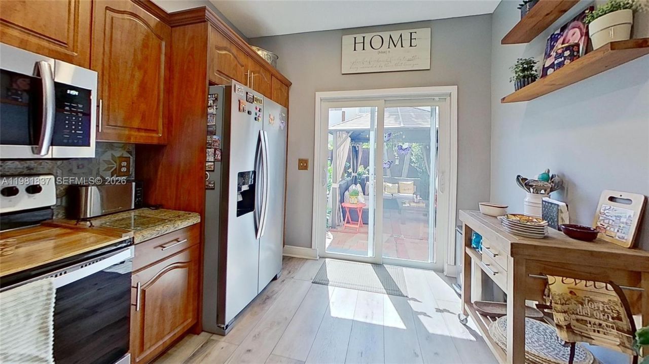 3760 Westminster St, Hollywood, FL 33021 Photo