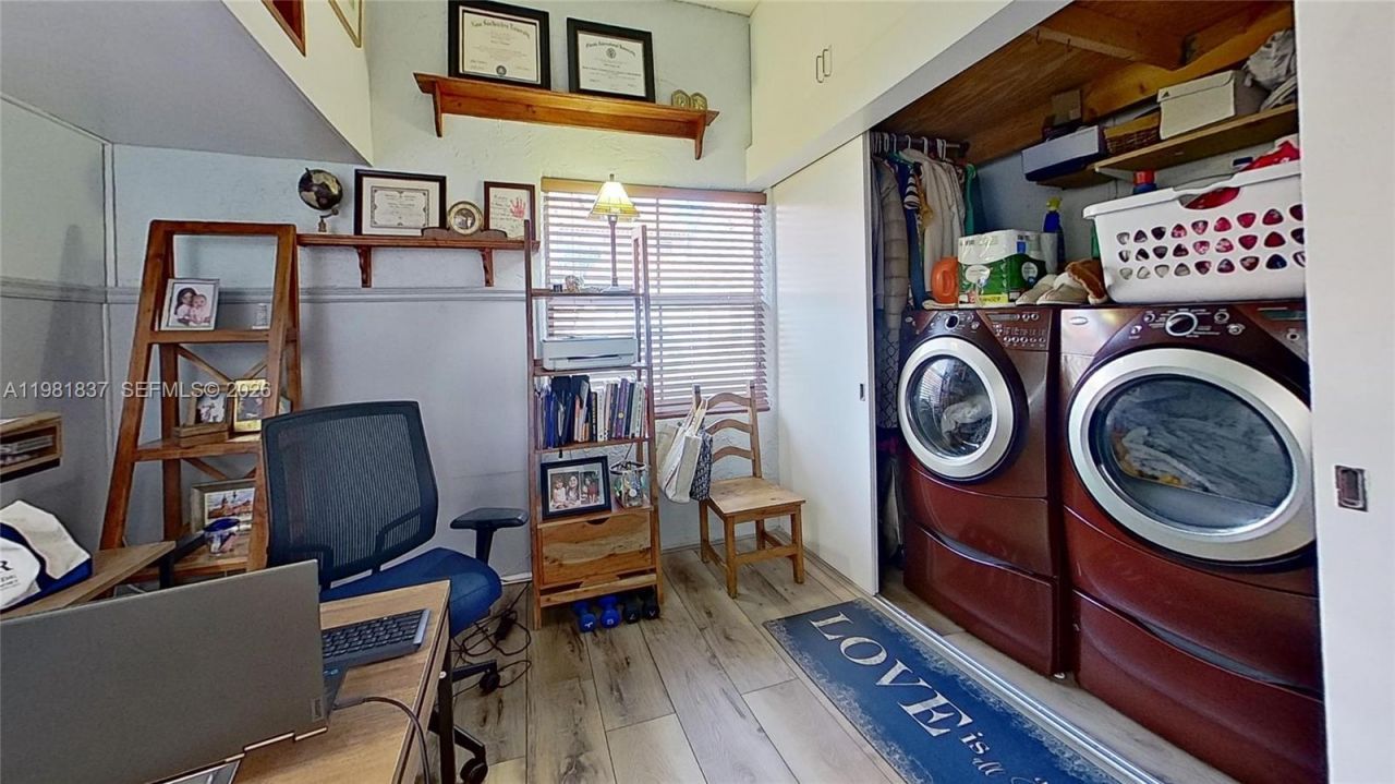 3760 Westminster St, Hollywood, FL 33021 Photo