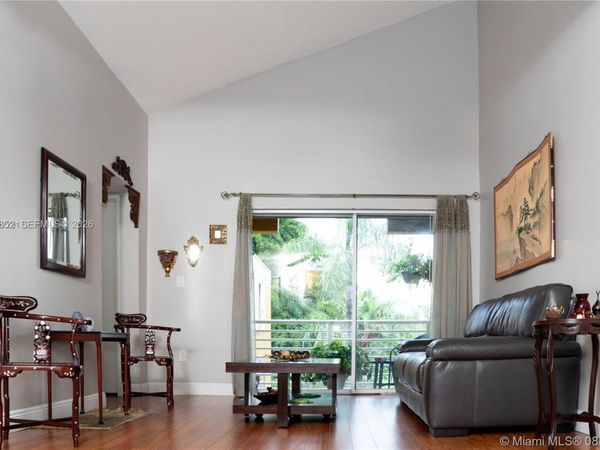 9741 Fontainebleau Blvd , Unit H208, Miami, FL 33172