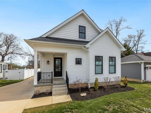 516 Arminda Avenue, Kirkwood, MO 63122