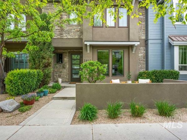 3816 E Parkcenter Blvd, Boise, ID 83716