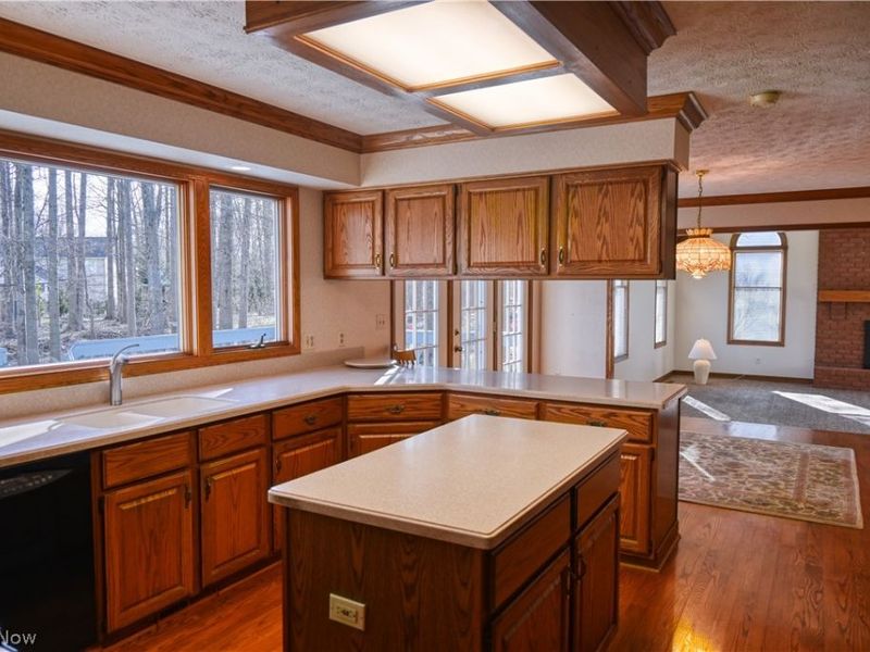 235 Bridgewater Circle , Hudson, OH 44236 Photo 10