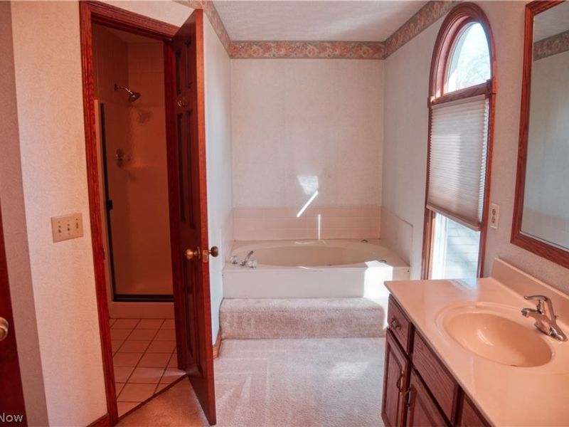 235 Bridgewater Circle , Hudson, OH 44236 Photo 19