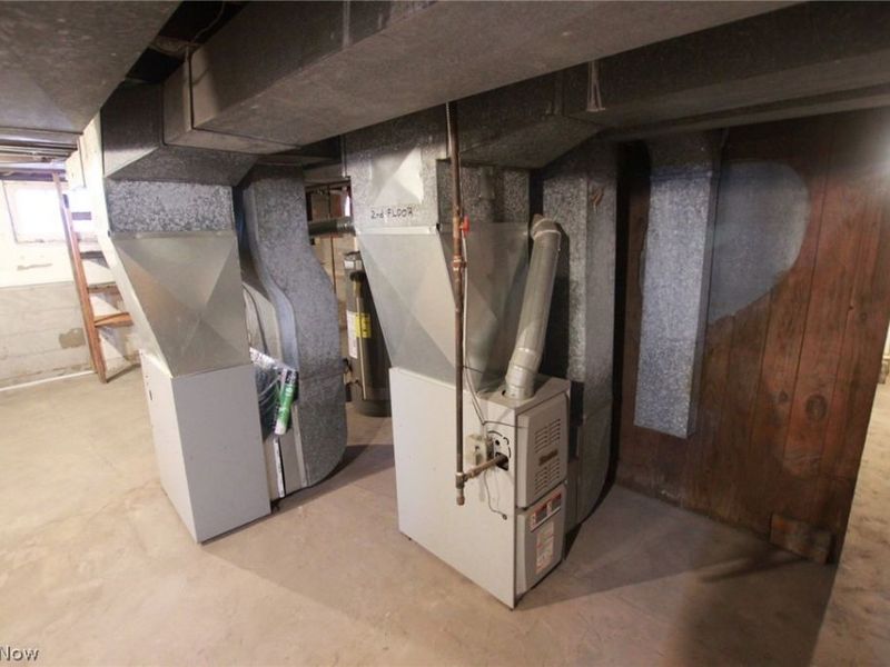 56 N Osborn, Youngstown, OH 44509 Photo 12