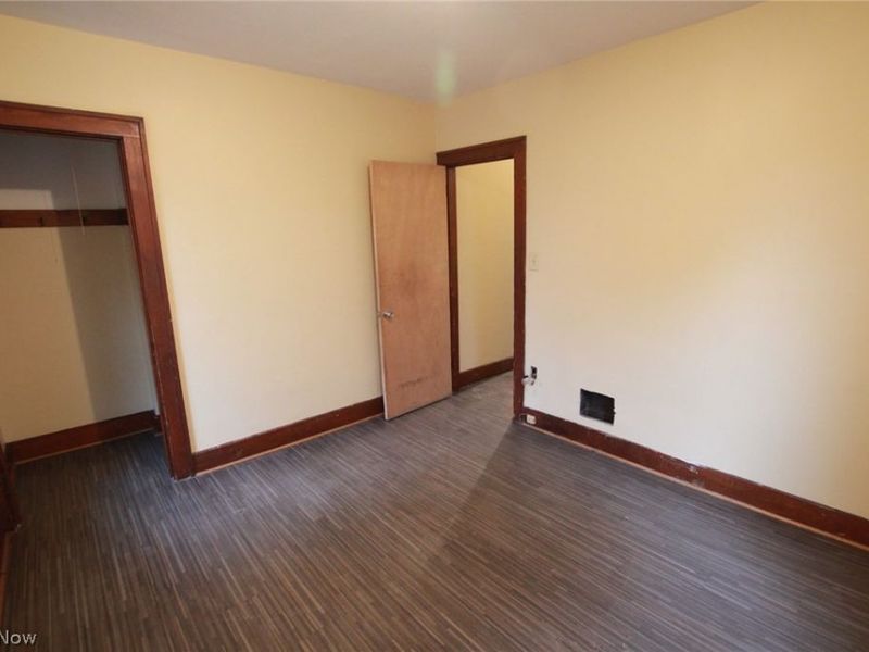 56 N Osborn, Youngstown, OH 44509 Photo 9