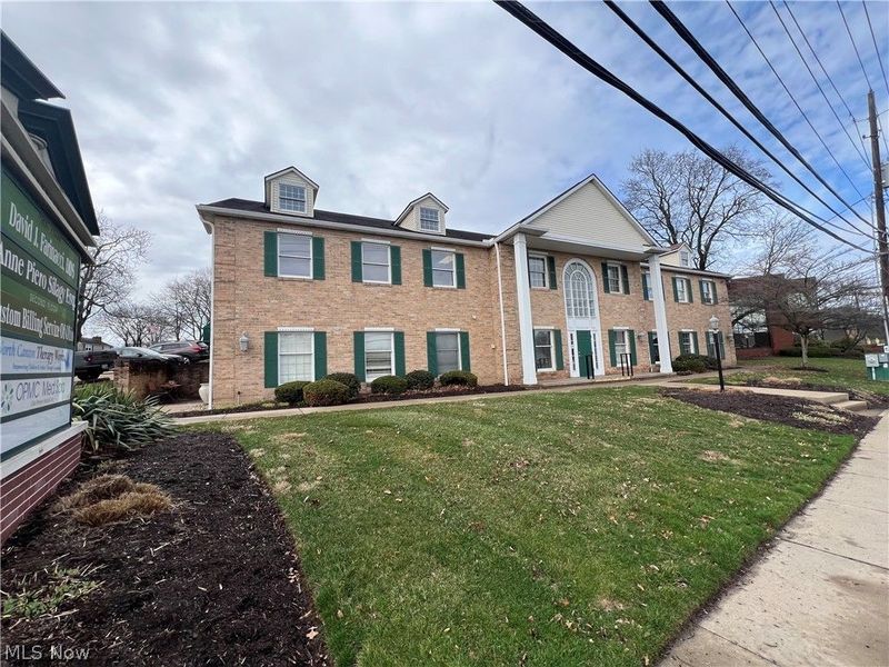 1225 S Main Street, Unit 101, North Canton, OH 44720 Photo 16