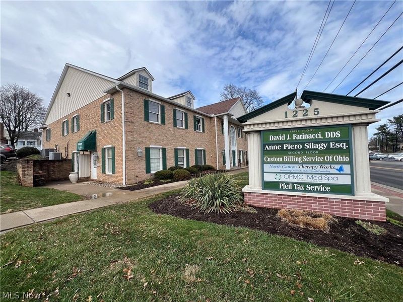 1225 S Main Street, Unit 101, North Canton, OH 44720 Photo 2