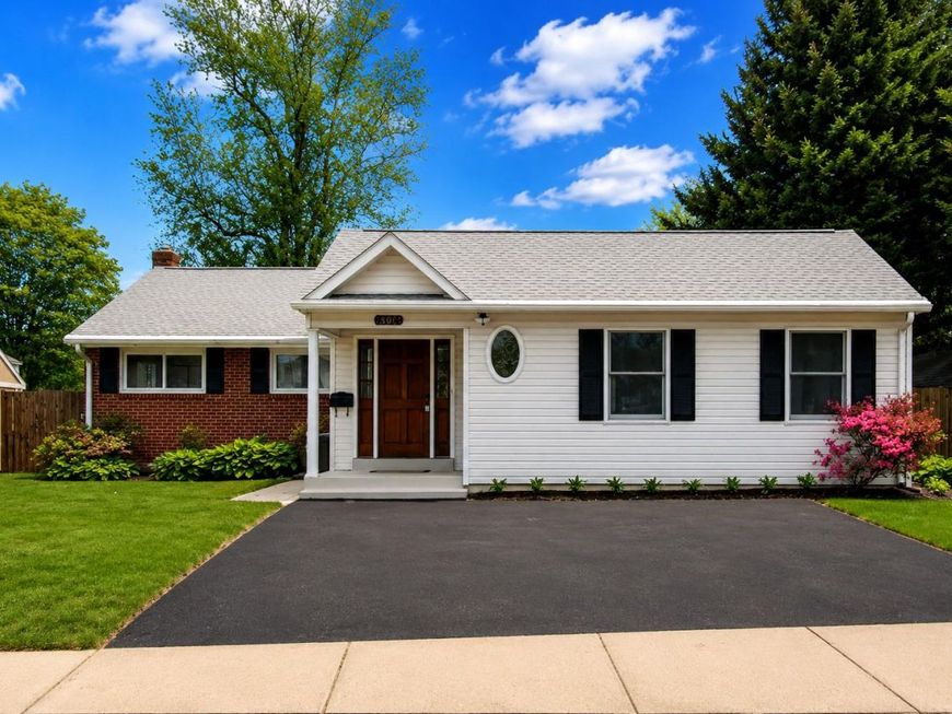 6306 Lone Oak Drive, Bethesda, MD 20817 Main Photo