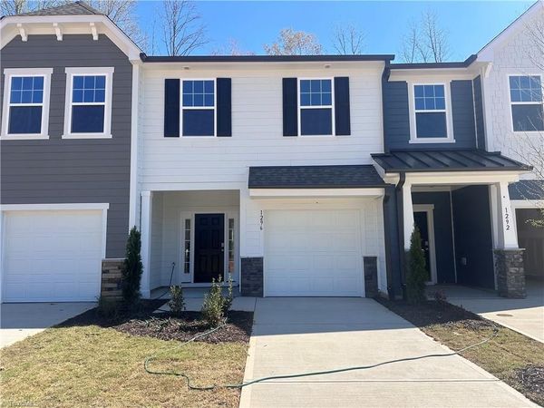 1296 Hammond Drive, Mebane, NC 27302