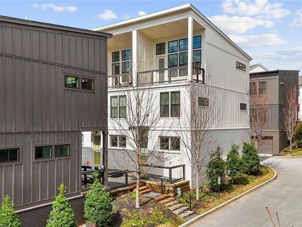 900 Brees Court NW, Atlanta, GA 30318