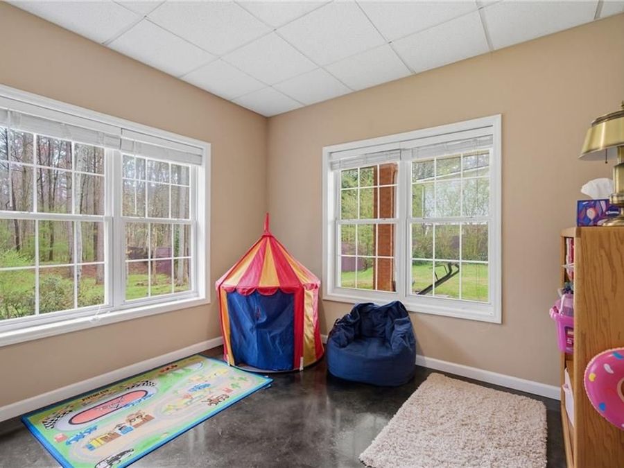 Property Image 34