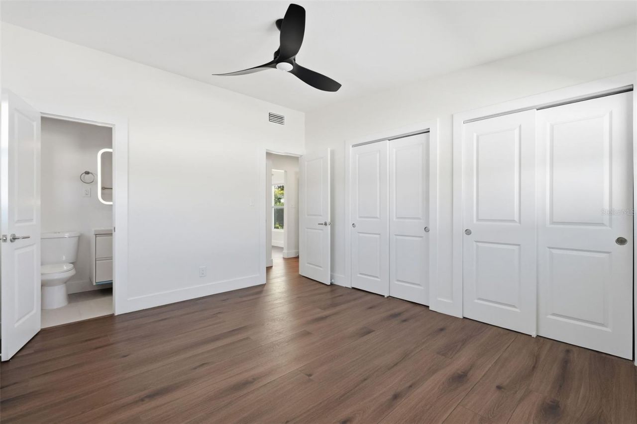 2989 Greenbriar Street , Sarasota, FL 34237 Photo