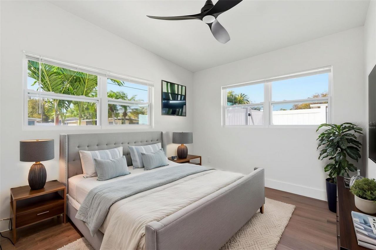 2989 Greenbriar Street , Sarasota, FL 34237 Photo