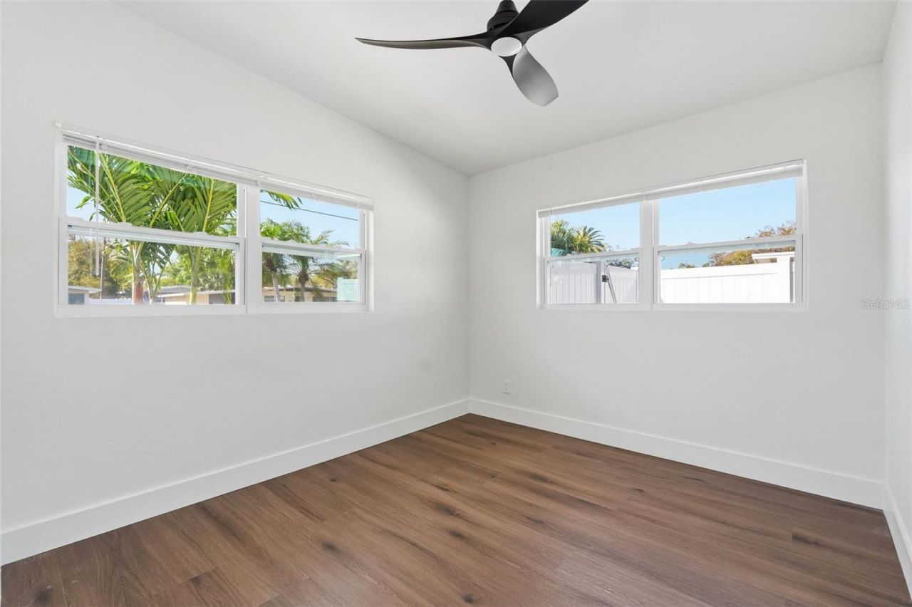 2989 Greenbriar Street , Sarasota, FL 34237 Photo