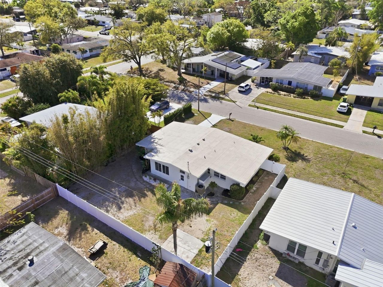 2989 Greenbriar Street , Sarasota, FL 34237 Photo