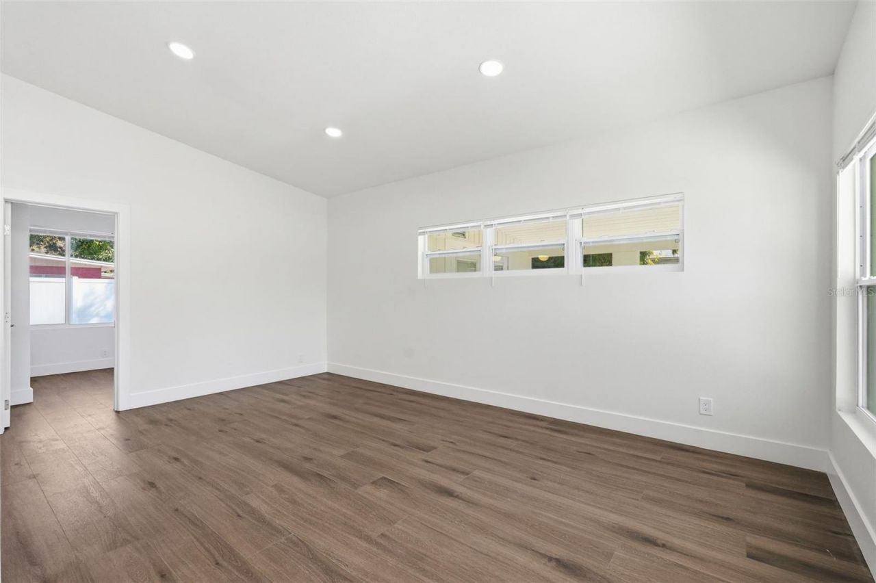 2989 Greenbriar Street , Sarasota, FL 34237 Photo