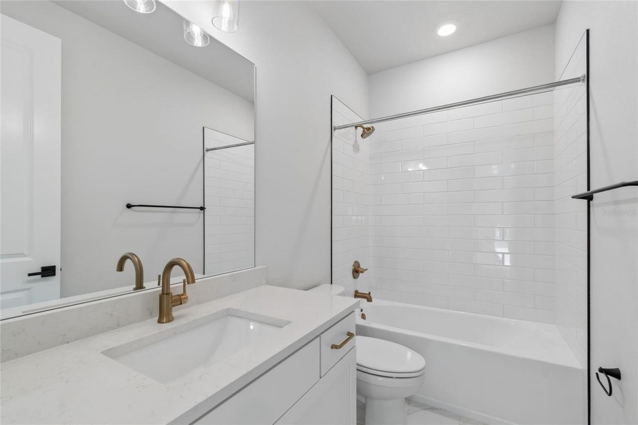 2916 W Ellis Drive, Tampa, FL 33611 Photo