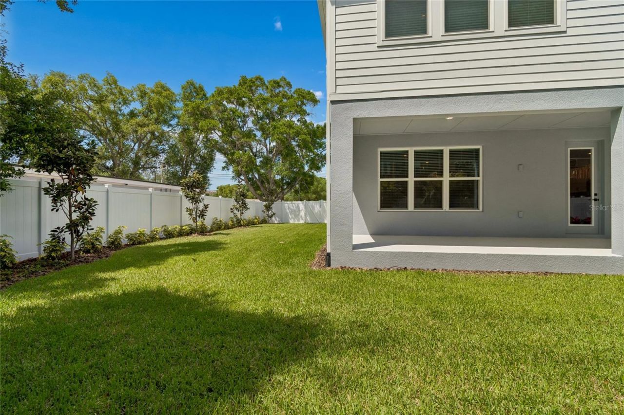 2916 W Ellis Drive, Tampa, FL 33611 Photo