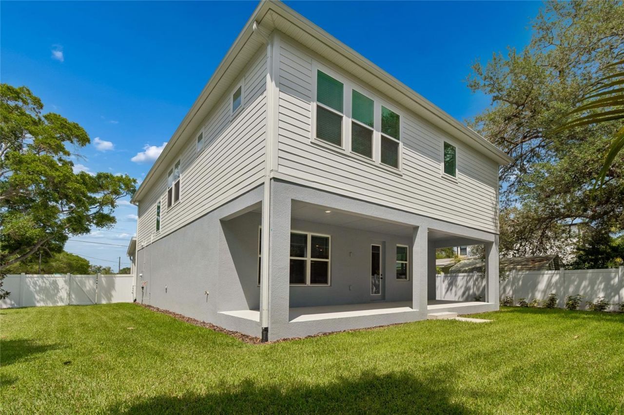 2916 W Ellis Drive, Tampa, FL 33611 Photo