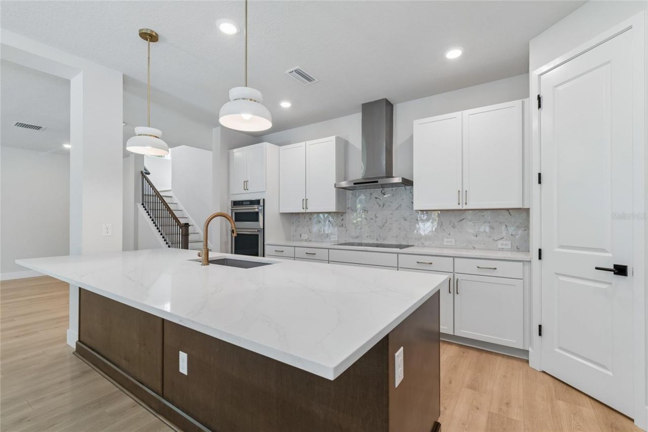 2916 W Ellis Drive, Tampa, FL 33611 Photo