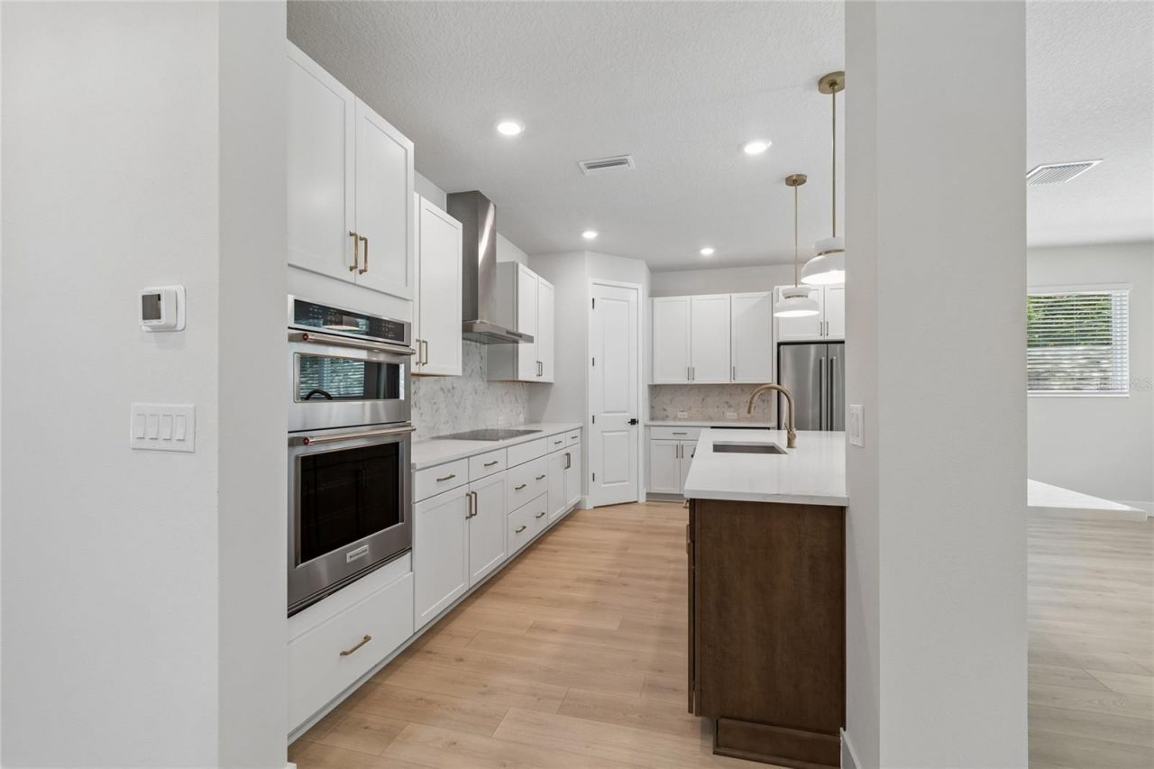 2916 W Ellis Drive, Tampa, FL 33611 Photo