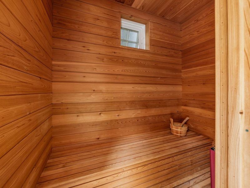 140 N Parkview Avenue, Bexley, OH 43209 Photo 98