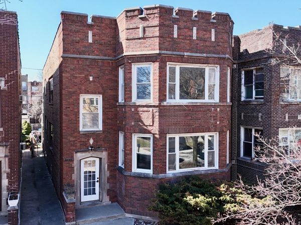 8040 S Rhodes Avenue, Chicago, IL 60619