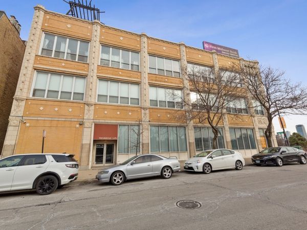 Unit 304, Chicago, IL 60642
