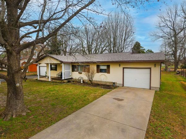 407 N Sims Street, Royalton, IL 62983