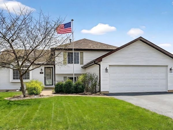 6822 Hadrian Drive, Joliet, IL 60431