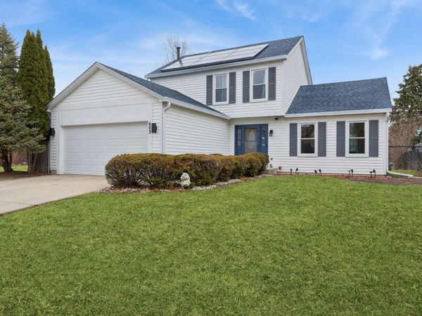 603 Harris Drive, Buffalo Grove, IL 60089