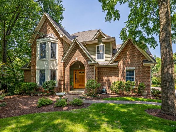 36W628 Oak Hill Drive, Dundee, IL 60118