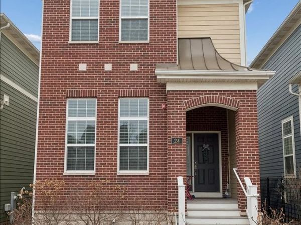 24 N Lincoln Lane, Arlington Heights, IL 60004