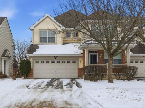 829 Linden Circle, Hoffman Estates, IL 60169