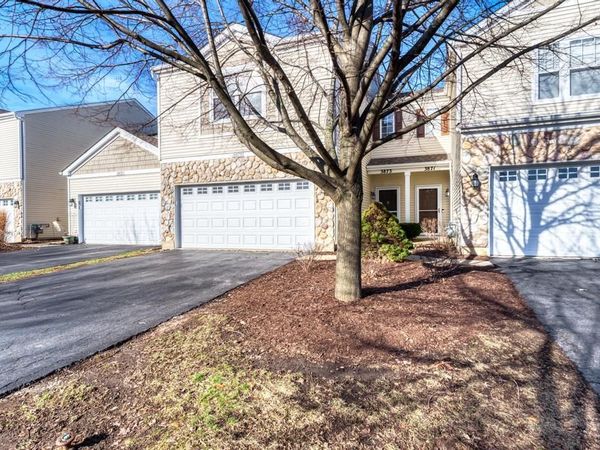 3873 Blackstone Drive, Aurora, IL 60504