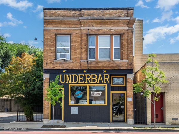 3243 N Western Avenue, Chicago, IL 60618