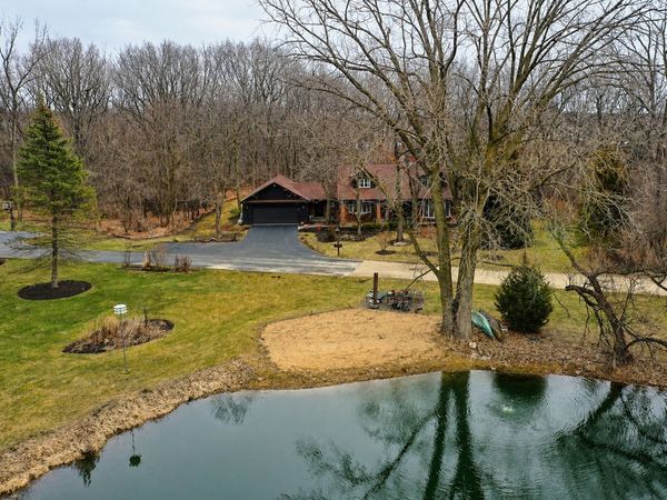 18238 W Gages Lake Road, Grayslake, IL 60030