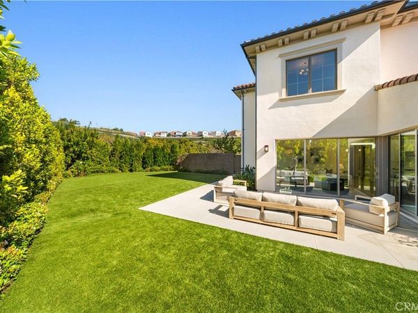 162 Winnett, Irvine, CA 92602