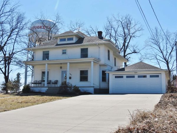 701 W Summit Street, Maquoketa, IA 52060
