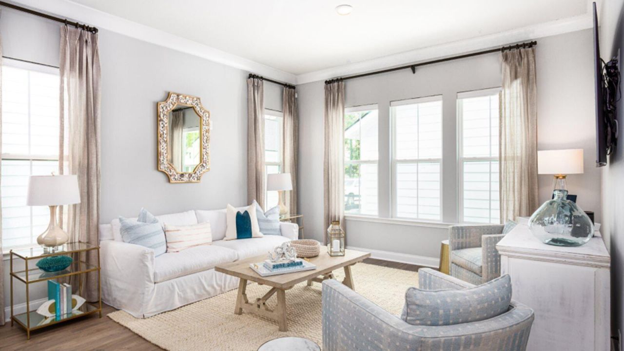 135 Sea Oats Street Photo 4