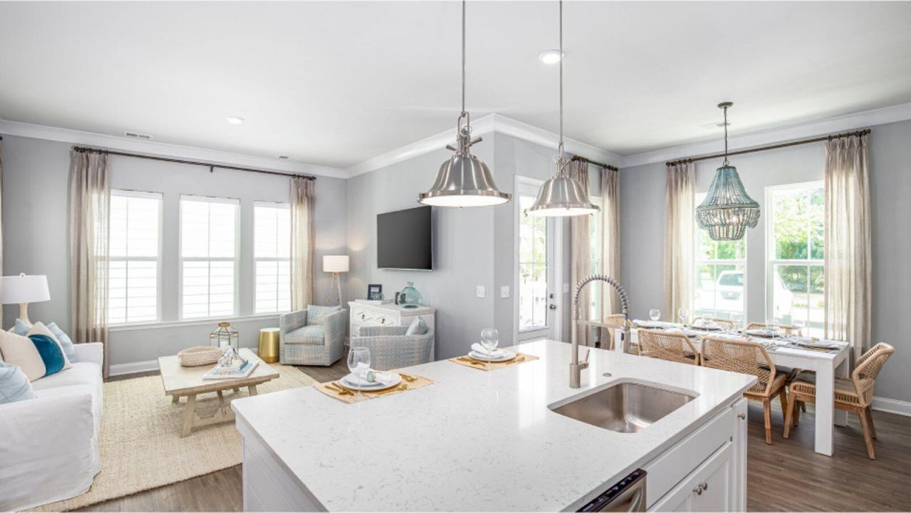 135 Sea Oats Street Photo 5