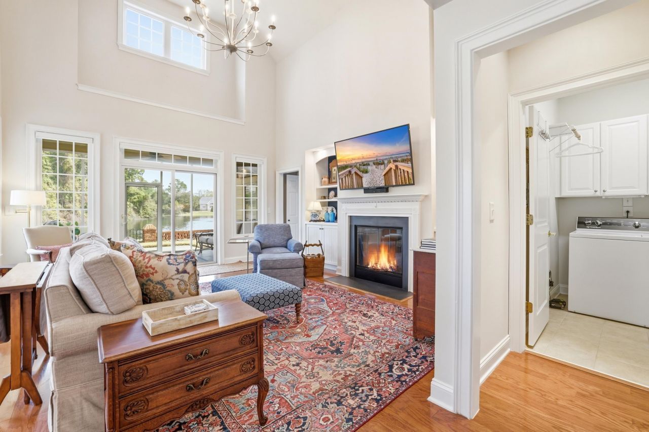 42 Courtyard Circle Photo 27