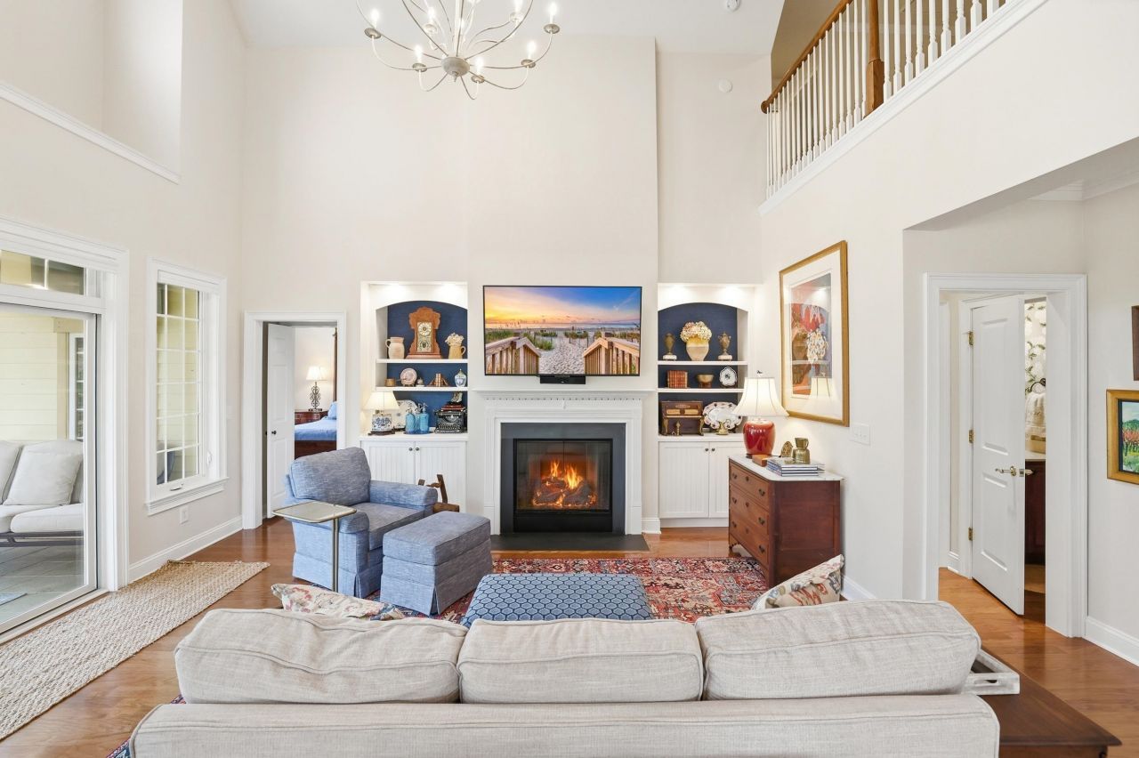 42 Courtyard Circle Photo 28